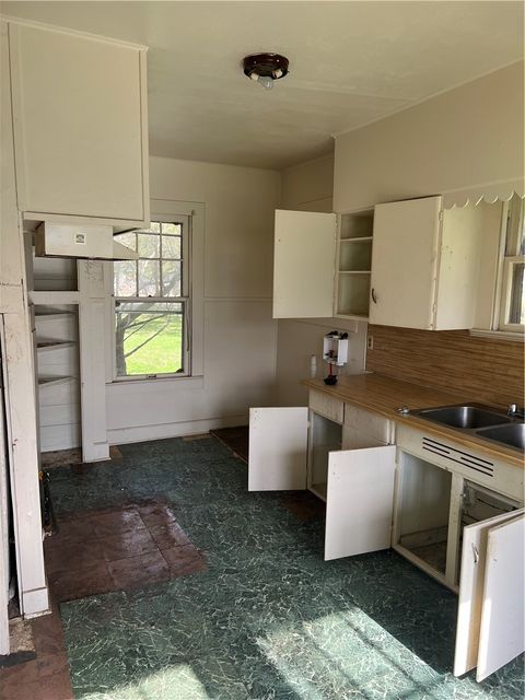 Tiny photo for 506 Fulton Street, Hearne, TX 77859 (MLS # 25012683)