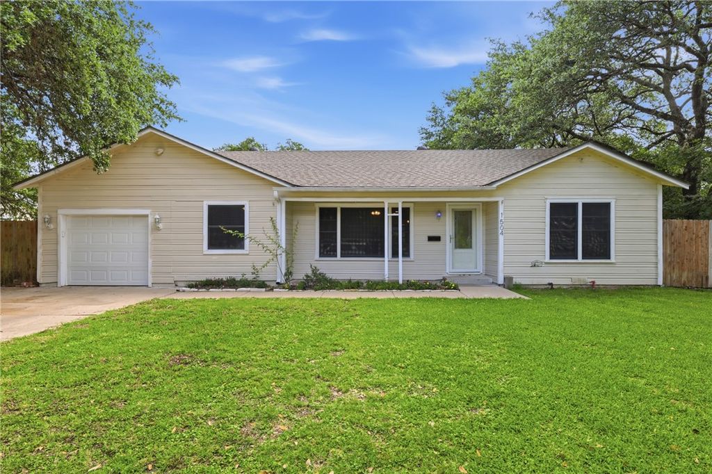 Photo of 1504 Burt Street, Bryan, TX 77802 (MLS # 26006174)