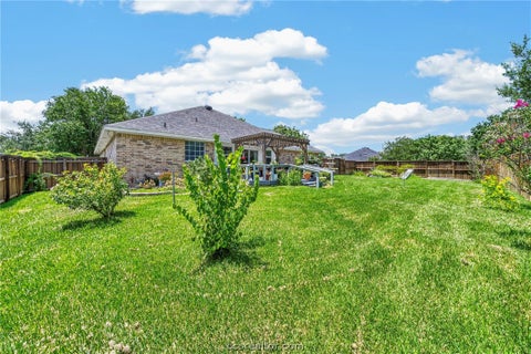Tiny photo for 2301 Kuykendall Circle, Bryan, TX 77808 (MLS # 26010694)