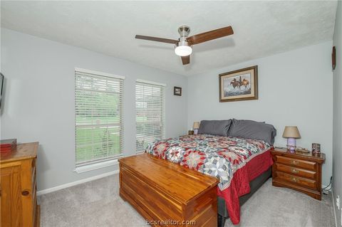 Tiny photo for 2009 Cobblestone Lane, Bryan, TX 77807 (MLS # 26005534)