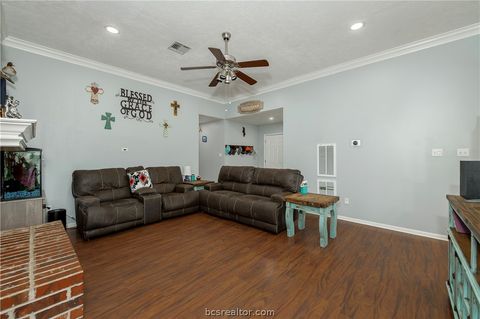 Tiny photo for 2009 Cobblestone Lane, Bryan, TX 77807 (MLS # 26005534)