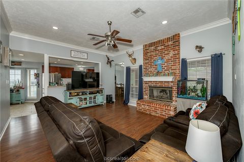 Tiny photo for 2009 Cobblestone Lane, Bryan, TX 77807 (MLS # 26005534)