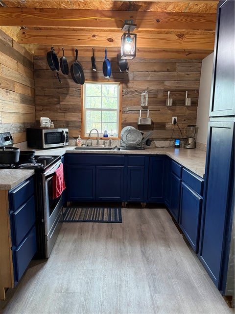 Tiny photo for 332 Deep Creek Lane, Franklin, TX 77856 (MLS # 26011034)