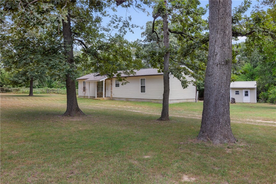 8915 Cobb Branch Road