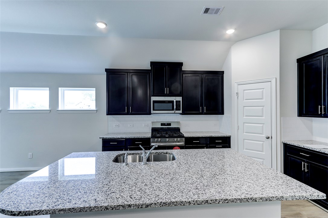 College Station, Texas 77845, United States, 4 Bedrooms Bedrooms, ,3 BathroomsBathrooms,Residential,Active,128965