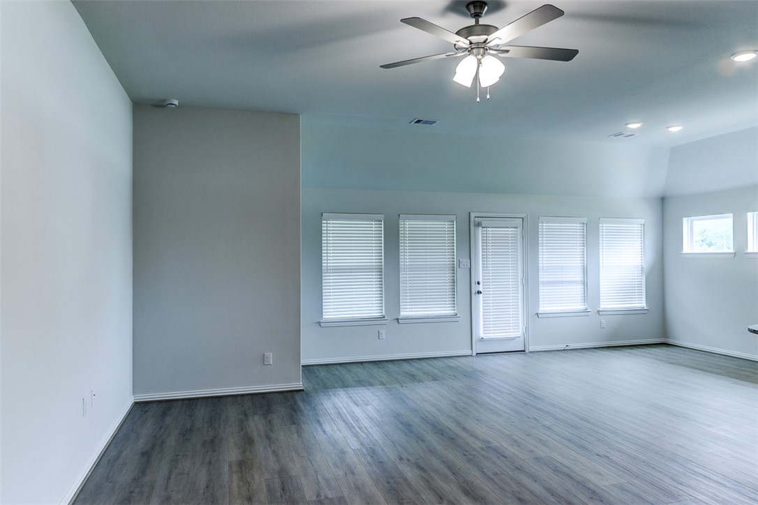 College Station, Texas 77845, United States, 4 Bedrooms Bedrooms, ,3 BathroomsBathrooms,Residential,Active,128965