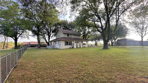 Tiny photo for 4 W Manning Street, Madisonville, TX 77864 (MLS # 26003782)