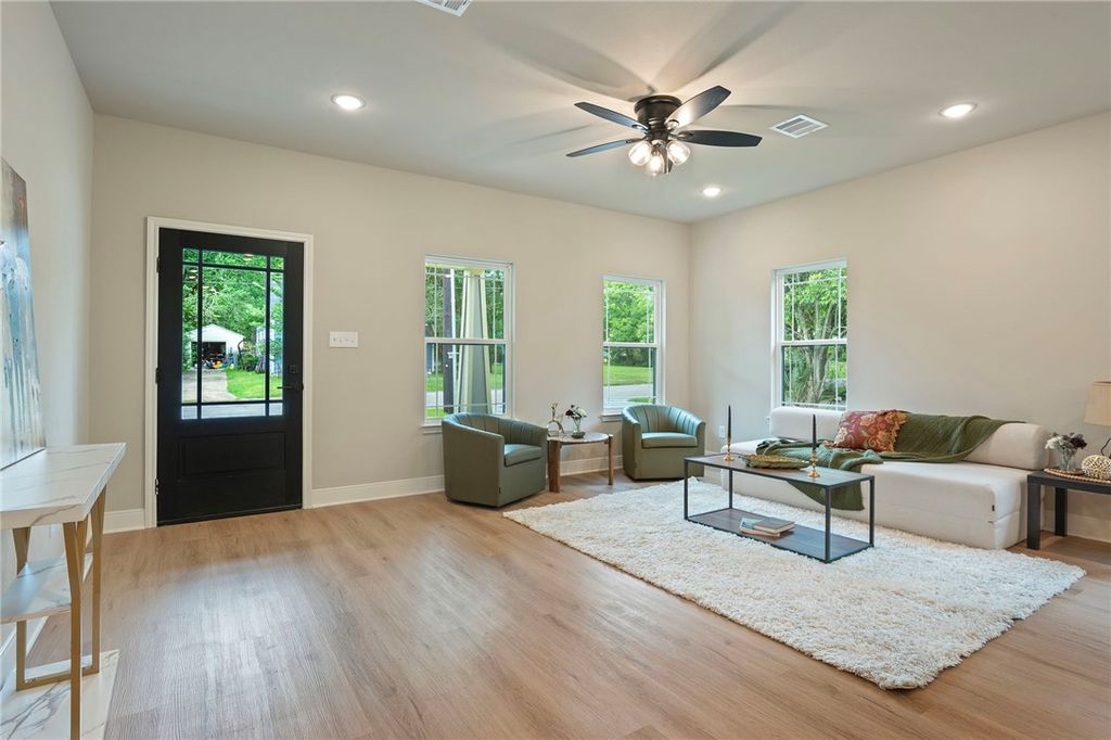 Photo of 804 E 27th Street, Bryan, TX 77803 (MLS # 26006167)