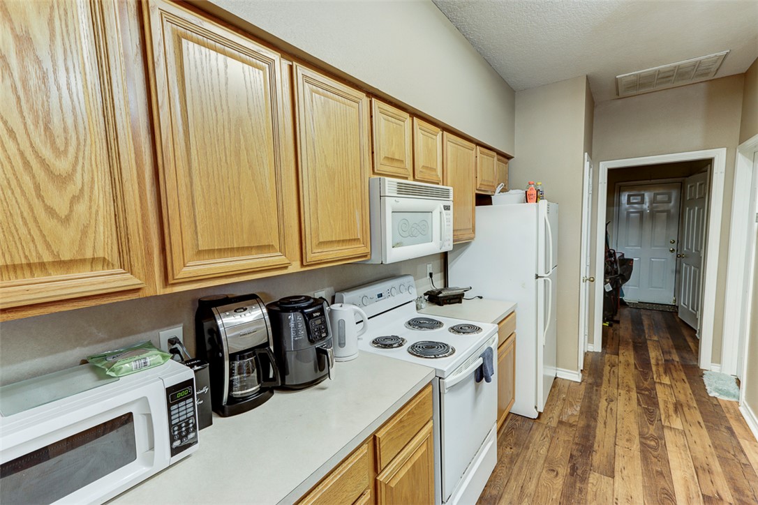 College Station, Texas 77845, United States, 3 Bedrooms Bedrooms, ,2 BathroomsBathrooms,Residential,Active,169601