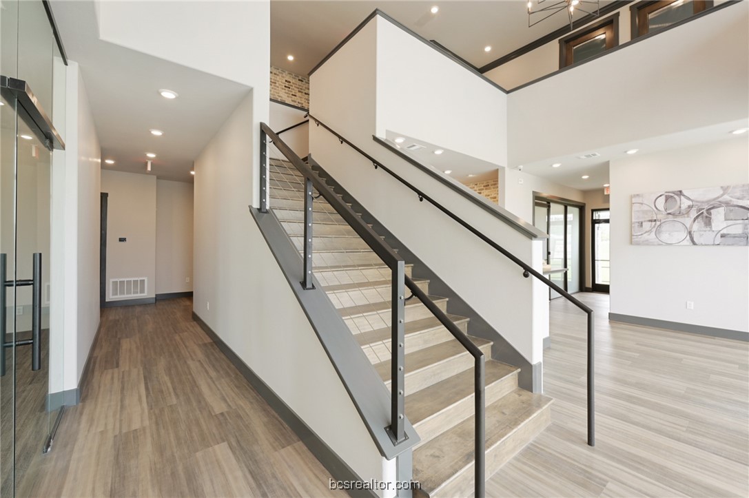 College Station, Texas 77845, United States, ,Residential,Pending,47583