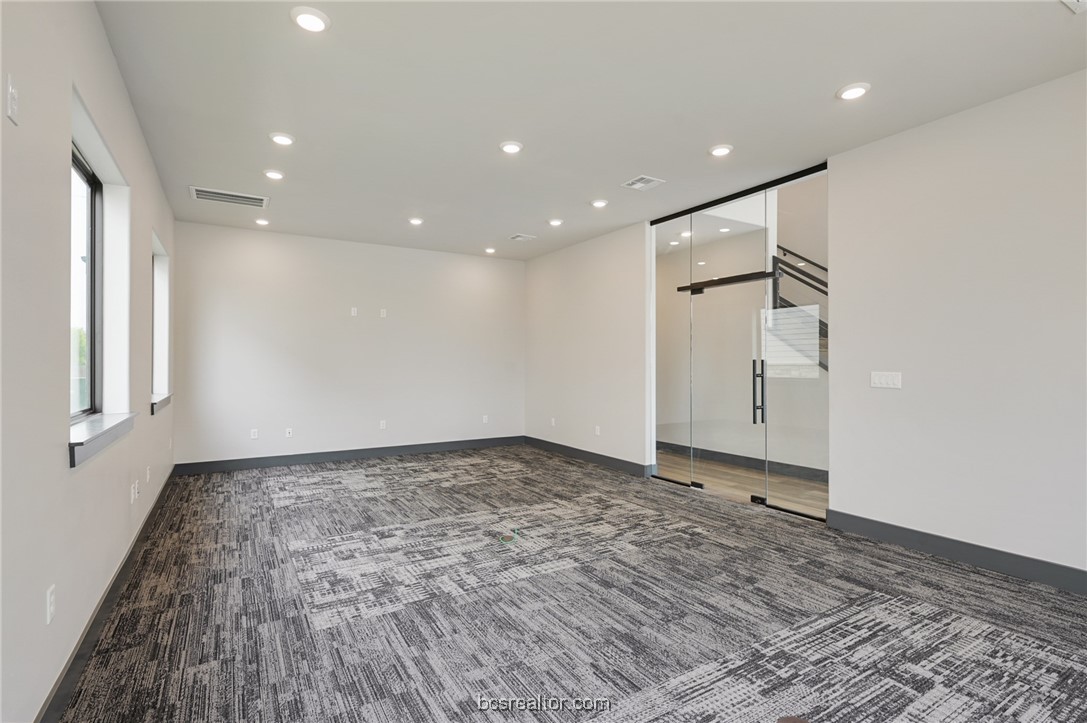 College Station, Texas 77845, United States, ,Residential,Pending,47583