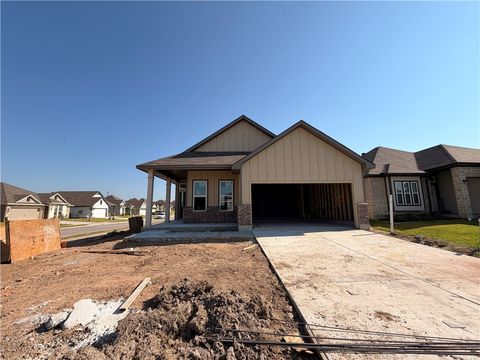 Photo of 2220 Amber Court, Bryan, TX 77807 (MLS # 25011257)