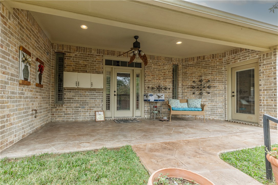 Bryan, Texas 77802, United States, 3 Bedrooms Bedrooms, ,3 BathroomsBathrooms,Residential,Active,33717