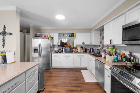 Tiny photo for 909 Westview Street, Bryan, TX 77802 (MLS # 26005237)