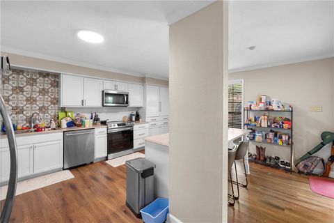 Tiny photo for 909 Westview Street, Bryan, TX 77802 (MLS # 26005237)