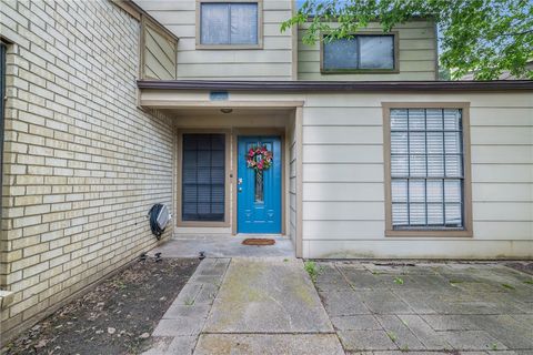 Tiny photo for 909 Westview Street, Bryan, TX 77802 (MLS # 26005237)