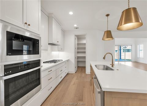 Tiny photo for 5084 Acadia Loop, Bryan, TX 77802 (MLS # 26004281)