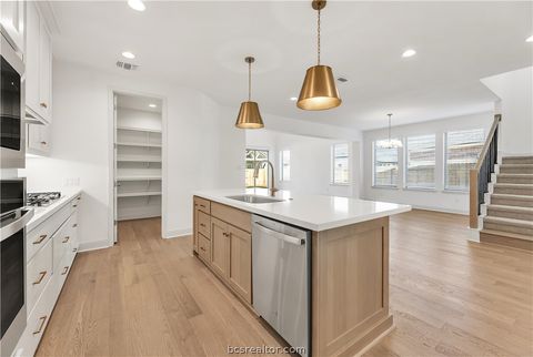 Tiny photo for 5084 Acadia Loop, Bryan, TX 77802 (MLS # 26004281)