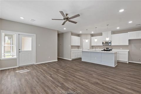 Tiny photo for 2521 Shady Route Lane, Bryan, TX 77808 (MLS # 26004006)