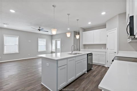 Tiny photo for 2521 Shady Route Lane, Bryan, TX 77808 (MLS # 26004006)