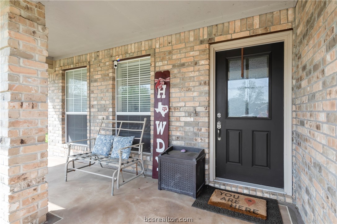 College Station, Texas 77845, United States, 5 Bedrooms Bedrooms, ,3 BathroomsBathrooms,Residential,Pending,62059