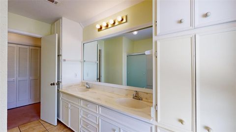 Tiny photo for 3004 Gleneagles Court, Bryan, TX 77802 (MLS # 26000950)