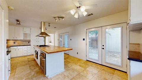 Tiny photo for 3004 Gleneagles Court, Bryan, TX 77802 (MLS # 26000950)