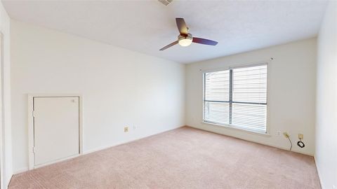 Tiny photo for 3004 Gleneagles Court, Bryan, TX 77802 (MLS # 26000950)