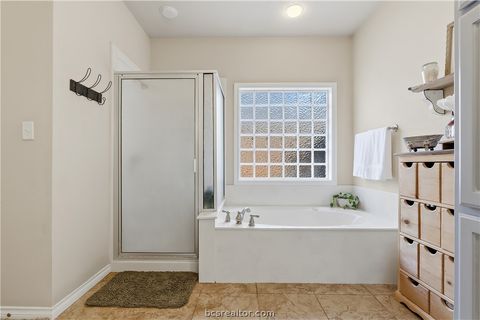 Tiny photo for 2700 Hickory Court, Bryan, TX 77808 (MLS # 26003771)