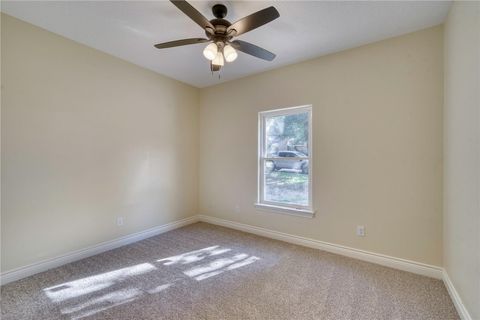 Tiny photo for 1112 Holly Springs Street, Huntsville, TX 77320 (MLS # 26003241)