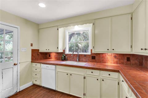 Tiny photo for 602 Gibbs Street, Navasota, TX 77868 (MLS # 26010048)