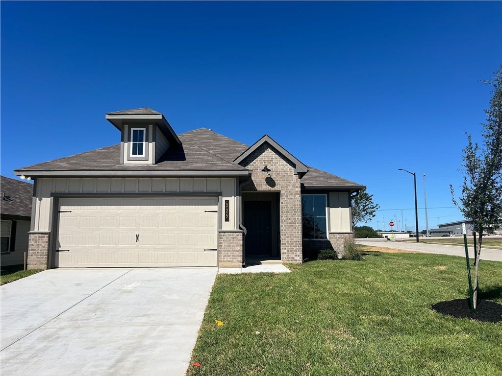 Photo of 225 Cross Lane, Caldwell, TX 77836 (MLS # 25012426)