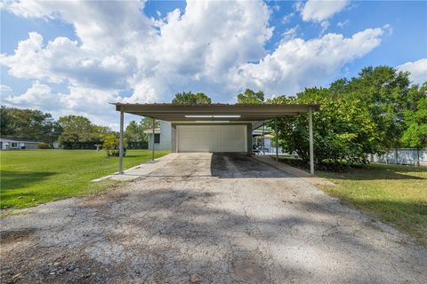 Tiny photo for 1102 N. Pecan Street St, Caldwell, TX 77836 (MLS # 25010467)