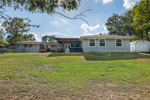 Tiny photo for 1102 N. Pecan Street St, Caldwell, TX 77836 (MLS # 25010467)