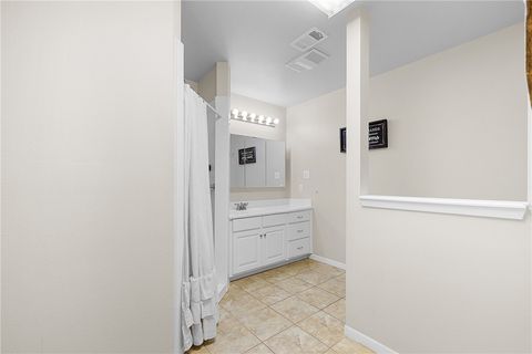 Tiny photo for 1102 N. Pecan Street St, Caldwell, TX 77836 (MLS # 25010467)