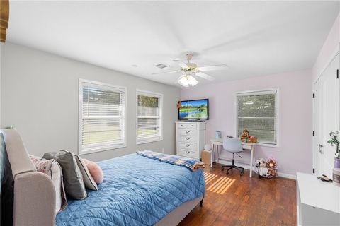 Tiny photo for 1102 N. Pecan Street St, Caldwell, TX 77836 (MLS # 25010467)