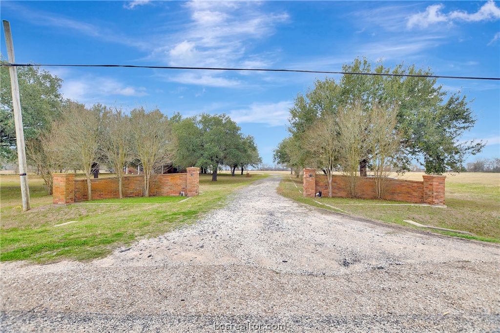 Photo of 9310 S Business 6, Navasota, TX 77868 (MLS # 26002381)