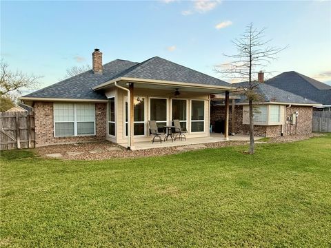 Tiny photo for 4764 Tiffany Park Circle, Bryan, TX 77802 (MLS # 26000009)