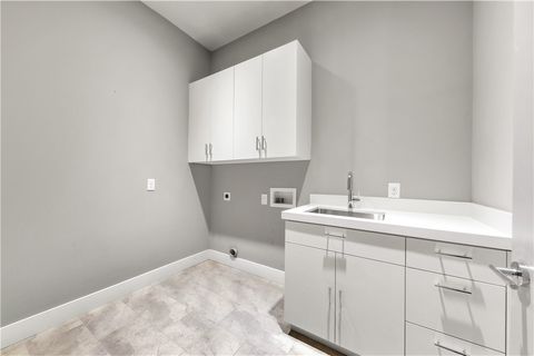 Tiny photo for 4718 Miramont Circle, Bryan, TX 77802 (MLS # 26000663)