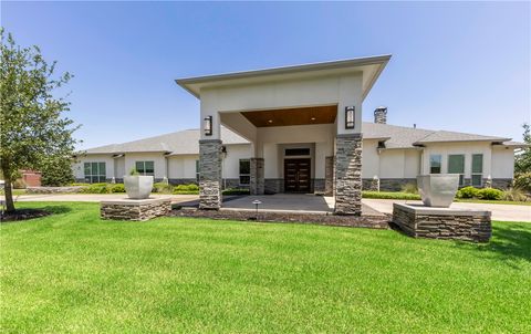 Tiny photo for 4718 Miramont Circle, Bryan, TX 77802 (MLS # 26000663)