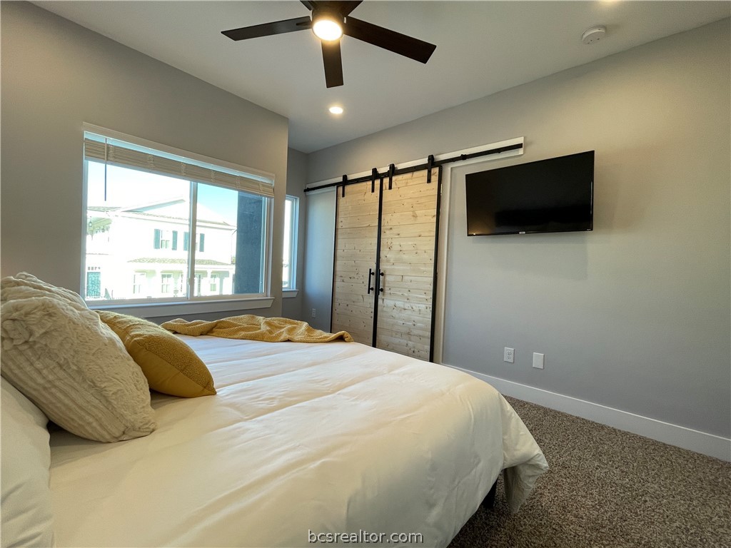 Bryan, Texas 77803, United States, 1 Bedroom Bedrooms, ,2 BathroomsBathrooms,Residential,Pending,57375