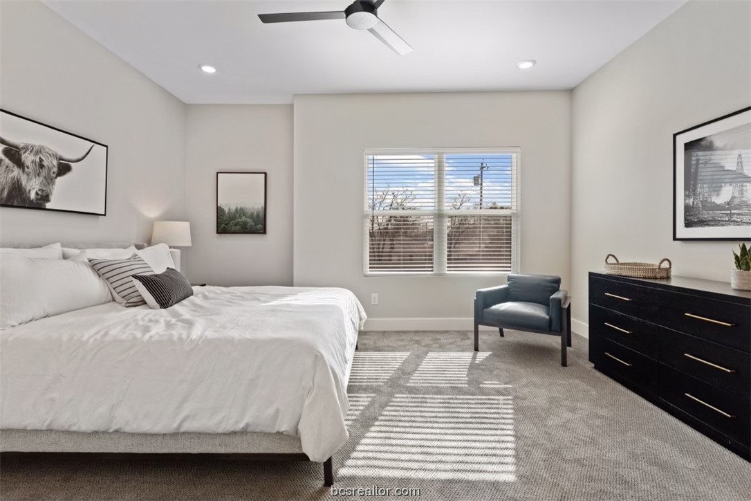 College Station, Texas 77840, United States, 4 Bedrooms Bedrooms, ,5 BathroomsBathrooms,Residential,Active,64532