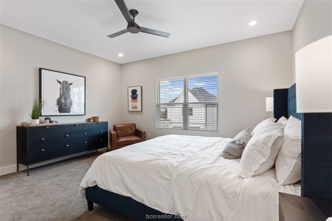 College Station, Texas 77840, United States, 4 Bedrooms Bedrooms, ,5 BathroomsBathrooms,Residential,Active,64532