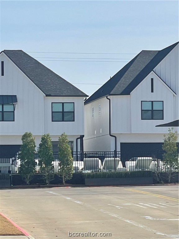 College Station, Texas 77840, United States, 4 Bedrooms Bedrooms, ,5 BathroomsBathrooms,Residential,Active,64532