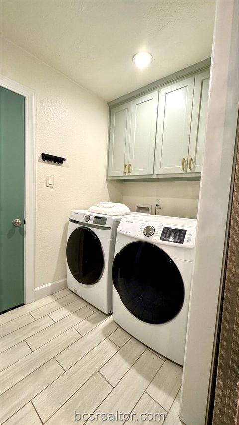 Tiny photo for 3811 CARTER CREEK Pkwy, Bryan, TX 77802 (MLS # 26002275)