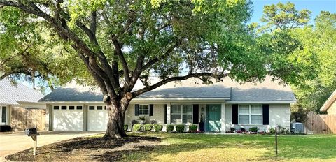 Tiny photo for 3811 CARTER CREEK Pkwy, Bryan, TX 77802 (MLS # 26002275)