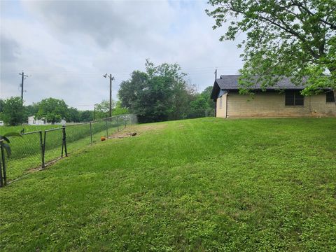 Tiny photo for 403 S Main Street, Caldwell, TX 77836 (MLS # 26005119)
