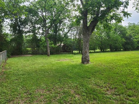 Tiny photo for 403 S Main Street, Caldwell, TX 77836 (MLS # 26005119)