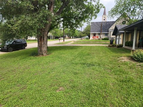 Tiny photo for 403 S Main Street, Caldwell, TX 77836 (MLS # 26005119)