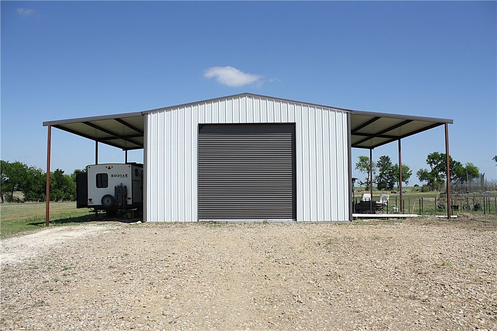 Photo of 8821 County Roa, Burlington, TX 76519 (MLS # 26009205)